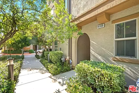 14108 W Spruce Ln, Van Nuys, CA 91405