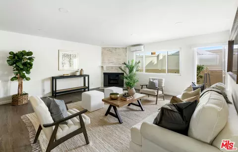 2452 Chelsea Pl #G, Santa Monica, CA 90404