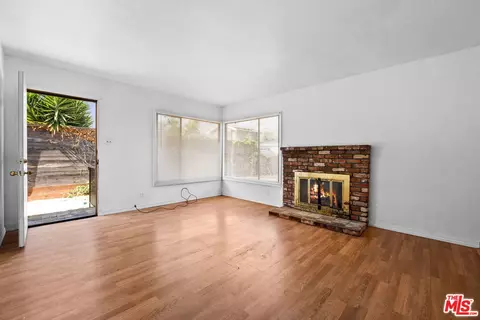 2451 Byron St, Berkeley, CA 94702 photo 2