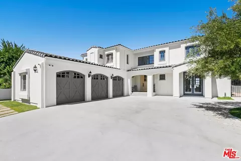 12519 Promontory Rd, Los Angeles, CA 90049