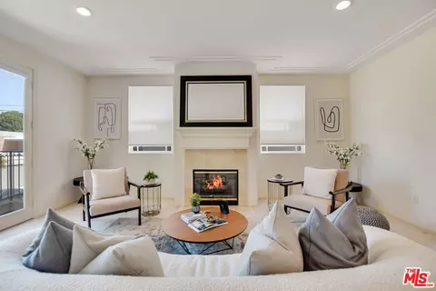 1100 S Clark Dr #203, Los Angeles, CA 90035
