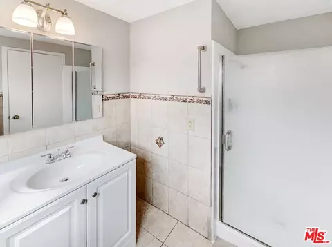 850 E Gladwick St, Carson, CA 90746 photo 11
