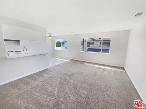 1415 E Carson St #3, Carson, CA 90745 photo 3
