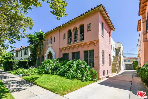 242 S Sycamore Ave, Los Angeles, CA 90036