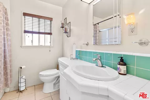 1808 W Poplar St, Compton, CA 90220 photo 7