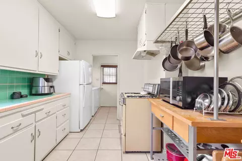 1808 W Poplar St, Compton, CA 90220 photo 11