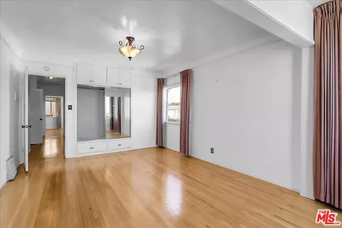 5446 Harcross Dr, View Park, CA 90043 photo 15