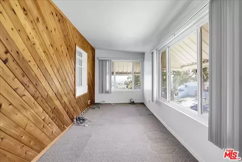 5446 Harcross Dr, View Park, CA 90043 photo 6