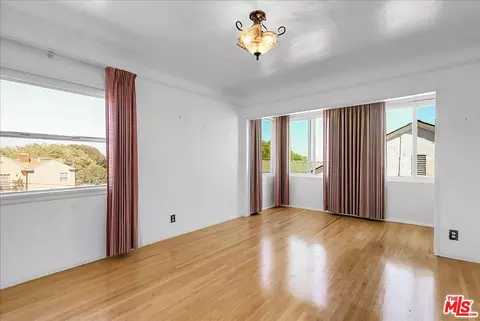 5446 Harcross Dr, View Park, CA 90043 photo 14