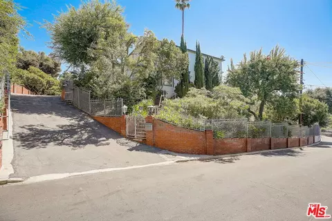 2512 Glendower Ave, Los Angeles, CA 90027