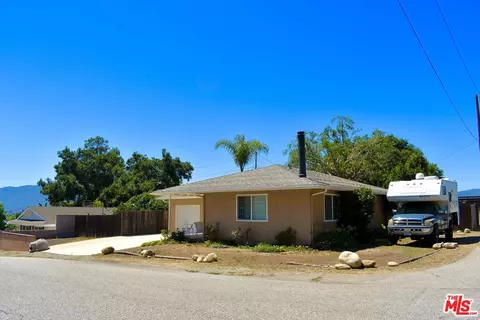 135 Oak Dr, Oak View, CA 93022