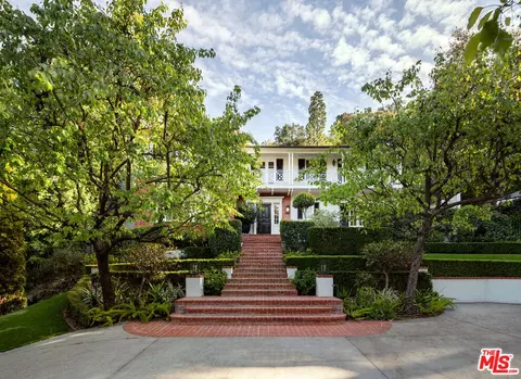 10650 Somma Way, Los Angeles, CA 90077