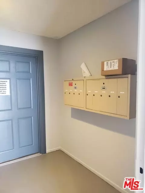 941 Elm Ave #7, Long Beach, CA 90813 photo 5