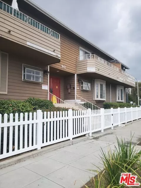 941 Elm Ave #7, Long Beach, CA 90813
