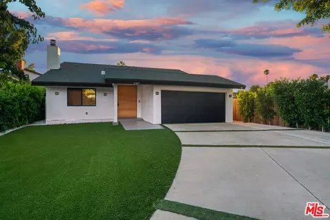 6327 Alonzo Ave, Encino, CA 91316