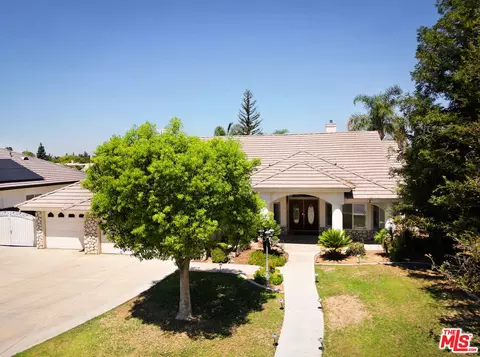 3710 Sycamore Creek Dr, Bakersfield, CA 93313