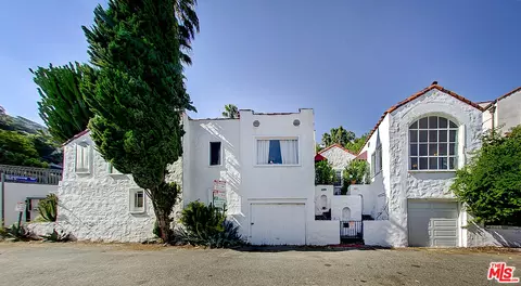 6887 Yeager Pl, Los Angeles, CA 90068