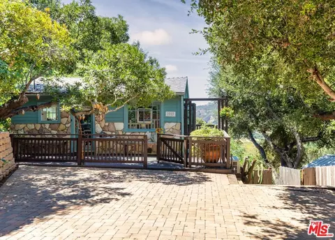 1553 Penny Rd, Topanga, CA 90290