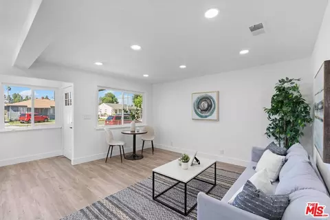 514 E 238th Pl, Carson, CA 90745 photo 8