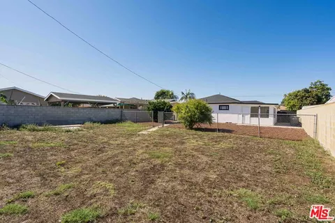 514 E 238th Pl, Carson, CA 90745 photo 24