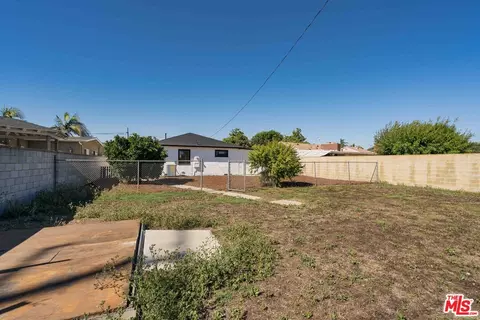 514 E 238th Pl, Carson, CA 90745 photo 23