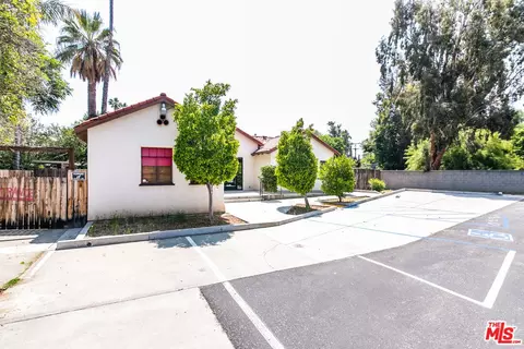 4930 Arlington Ave, Riverside, CA 92504 photo 7