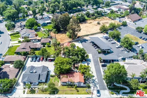 4930 Arlington Ave, Riverside, CA 92504 photo 39