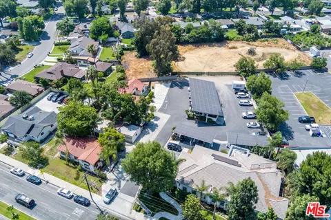 4930 Arlington Ave, Riverside, CA 92504 photo 38