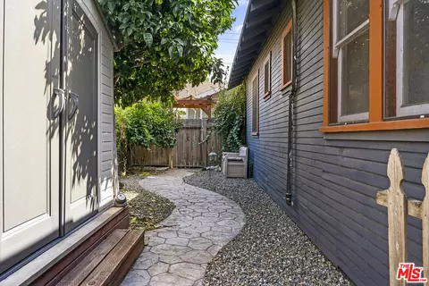1709 E Florida St, Long Beach, CA 90802 photo 17