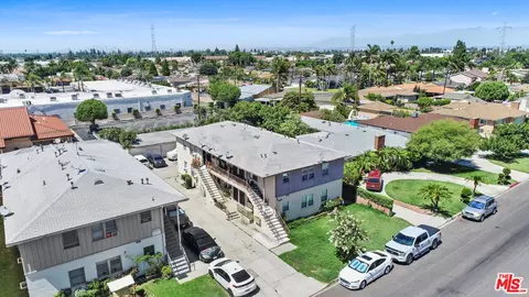 10023 Pomering Rd, Downey, CA 90240 photo 9