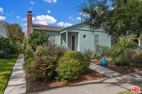4071 Berryman Ave, Los Angeles, CA 90066