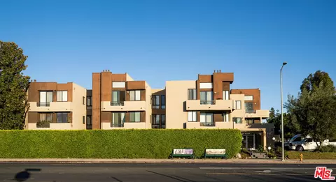 7826 N Topanga Canyon Blvd #205, Canoga Park, CA 91304