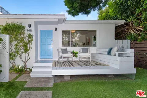 2416 Clement Ave, Venice, CA 90291