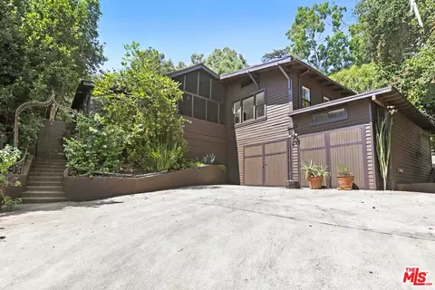 860 Crestwood Ter, Los Angeles, CA 90042