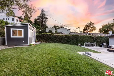 1218 Yale Dr, Glendale, CA 91205 photo 25