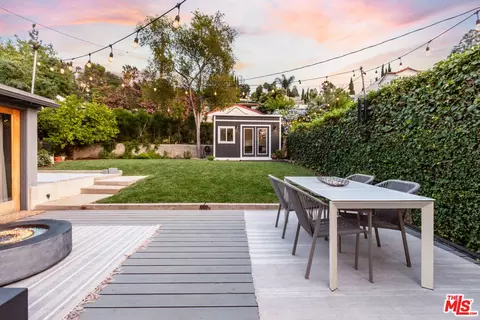 1218 Yale Dr, Glendale, CA 91205 photo 22