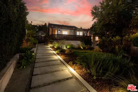 1218 Yale Dr, Glendale, CA 91205 photo 34