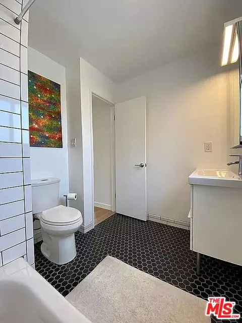 350 Cedar Ave #409, Long Beach, CA 90802 photo 20