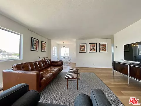 350 Cedar Ave #409, Long Beach, CA 90802 photo 2