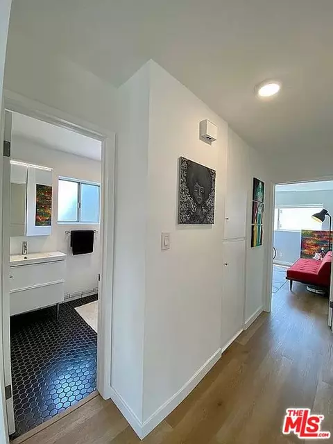 350 Cedar Ave #409, Long Beach, CA 90802 photo 15