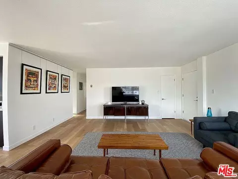350 Cedar Ave #409, Long Beach, CA 90802 photo 3