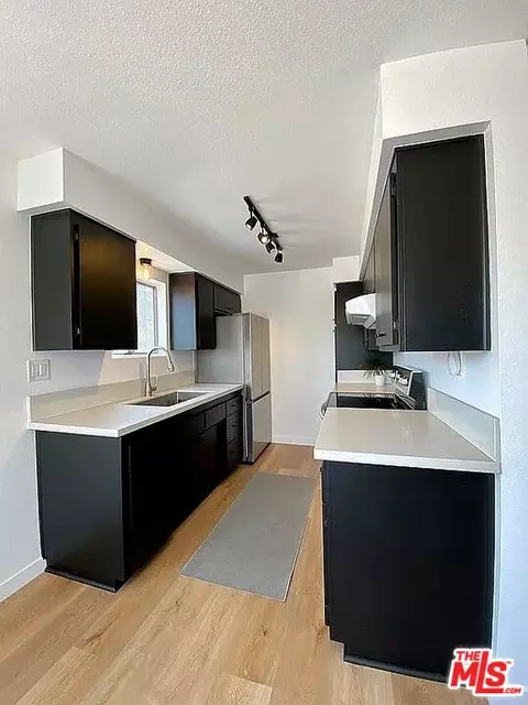 350 Cedar Ave #409, Long Beach, CA 90802 photo 7