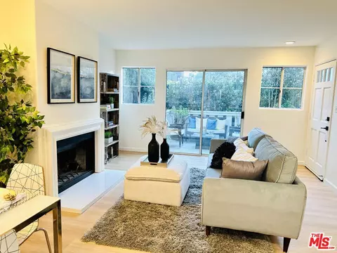 2224 Duane St #5, Los Angeles, CA 90039