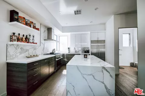 6316 W Skye Dr, Los Angeles, CA 90038