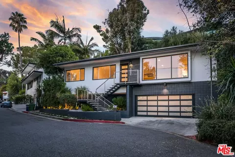 10001 Reevesbury Dr, Beverly Hills, CA 90210