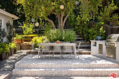 4144 Tracy St, Los Angeles, CA 90027