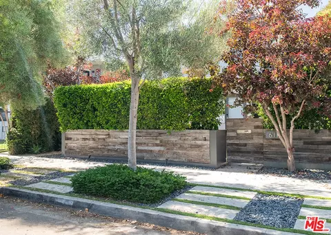 611 Santa Clara Ave, Venice, CA 90291