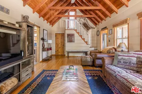 1027 Mile High Rd, Twin Peaks, CA 92391 photo 10