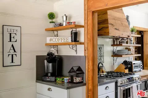 1027 Mile High Rd, Twin Peaks, CA 92391 photo 18