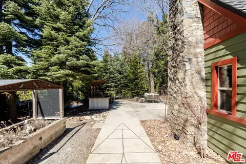 1027 Mile High Rd, Twin Peaks, CA 92391 photo 43